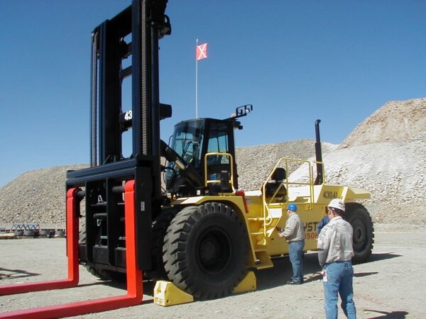 Heavy-Capacity Hydraulic Scale